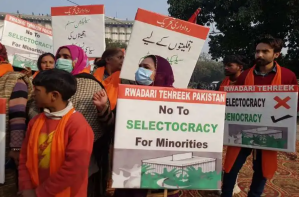 Rwadari Tehreek activists protest in Pakistan