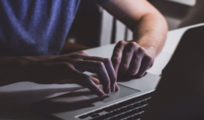 Calls for 'robust' age checks on porn websites to protect children