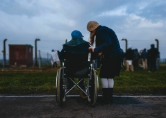 Religious unpaid carers have better health, study finds