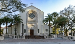 US Catholic bishops warn 'lives of people of faith' at risk in 2024