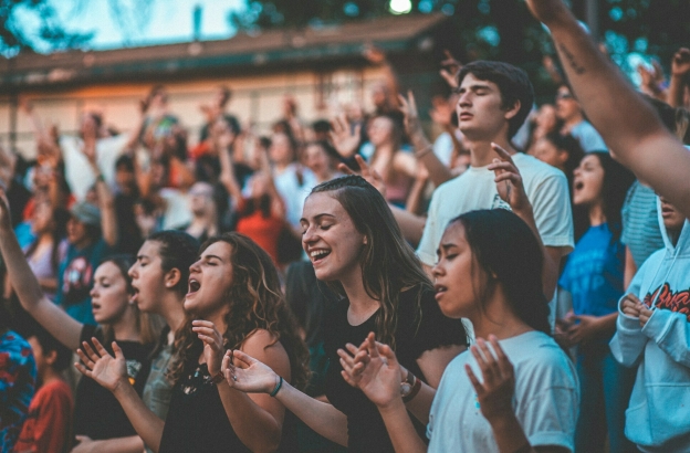 72% of Evangelicals came to faith before adulthood: study