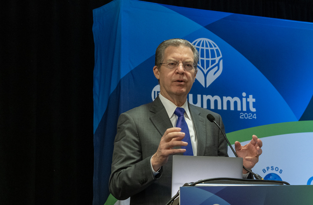 Brownback, others support action against slaughters in Nigeria