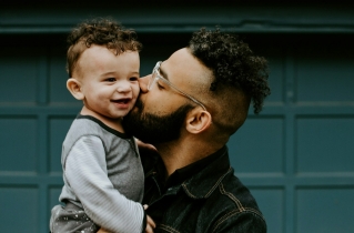 Young men more likely than women to say they want to be parents someday, study finds