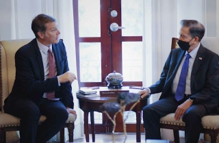 Evangelist Andres Palau meets with the President of Panama in lead up to Palau Festival