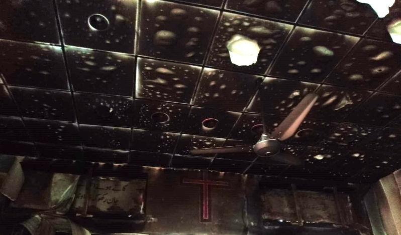 Arson suspected in church fire in Pakistan