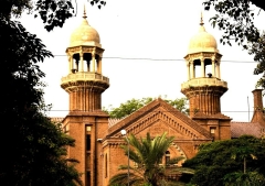 Court in Pakistan orders change in legal marriage age