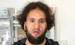 Islamist in UK stabs Christian convert and kills pensioner