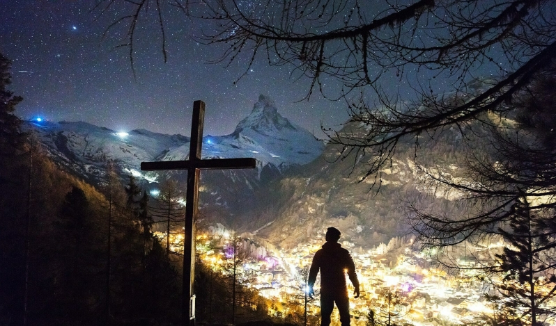 Yielding to gravity (by Jay Matenga)
