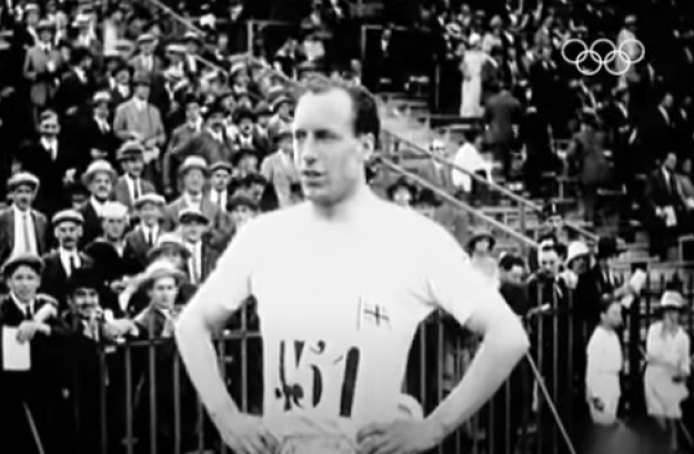 Evangelistic booklet for Olympics highlights Eric Liddell who honored God and won gold in Paris 100 years ago