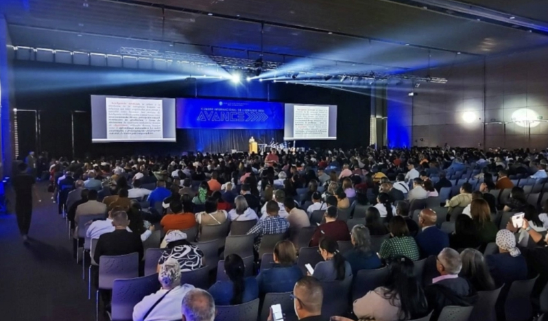 Avance 2024 International Leadership Summit in Bogotá discusses use of AI in churches