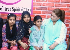 Christian parents regain custody of three girls in Pakistan 