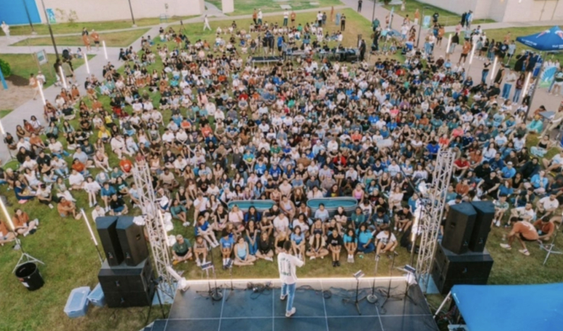 Texas A&M campus revival event draws nearly 1,500 students to worship Jesus; 62 baptized
