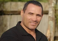 Thousands of Bibles to be distributed to NZ chaplaincies, ex-rugby star testifies about transformation in prison