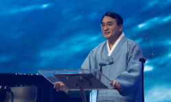 In welcome address, Co-Chair of Lausanne 4 Congress Rev. Jae-Hoon Lee expresses hope for peace, healing & transformation