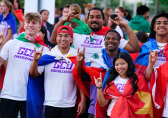 Grand Canyon University holds 'Unity Walk' amid divisive US election: 'look at differences… or look at what draws us together'