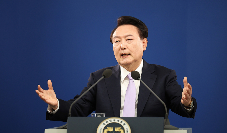 Lawmakers vote to invalidate South Korea President Yoon Suk-yeol's order to impose martial law to address 'anti-state threats'