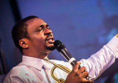 WATCH: Nigerian worship leader Pastor Nathaniel Bassey ministers at Trump’s Inaugural Prayer Breakfast