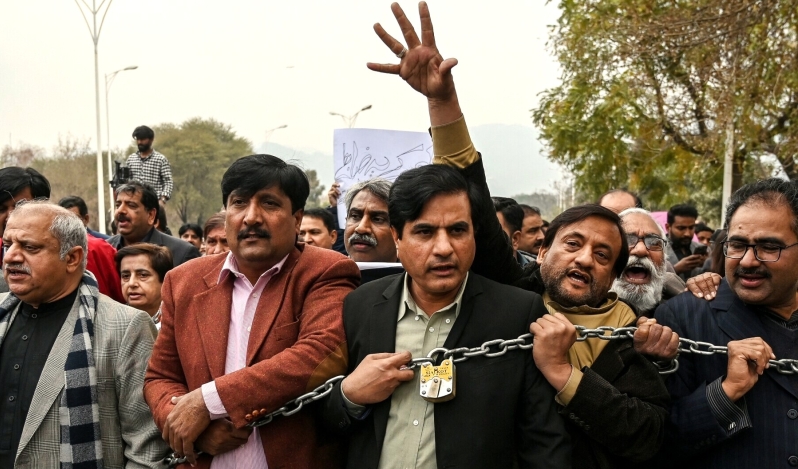 Christians, rights leaders protest social media law in Pakistan