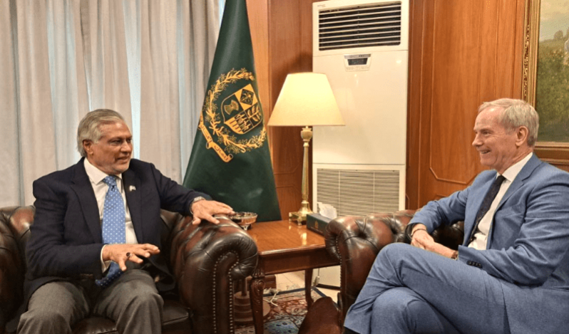 EU issues warning to Pakistan about human rights