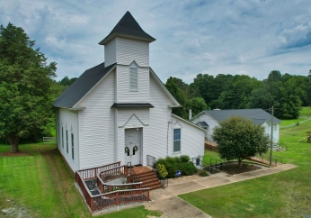 US Christianity stabilizing after decades of decline, study finds