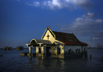 Most US church leaders believe in climate change but rarely talk about it, study finds