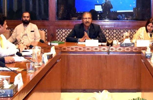 Panel in Pakistan approves bill for minority rights body