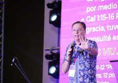 ‘We are the early church’, says Rafael Canadá at COMIBAM2025 as he confronts modern church model