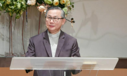Singapore Life Church pastor explores breakthroughs in family relationships