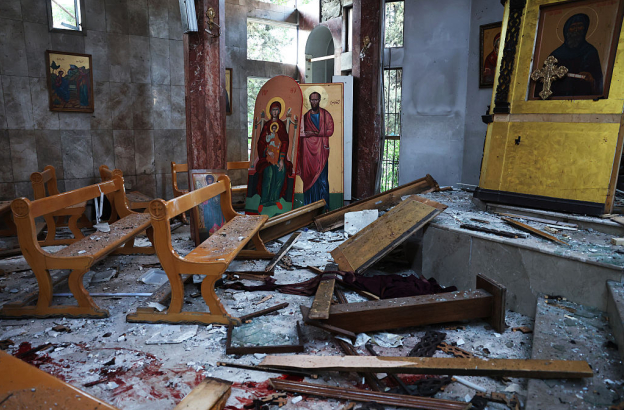 Suicide bombing kills 25 people on outskirts of Damascus, Syria