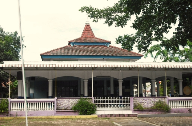 Muslim mob disrupts Christian retreat in Indonesia