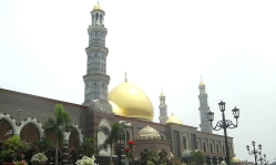 Protests erupt over church construction in Indonesia despite permits