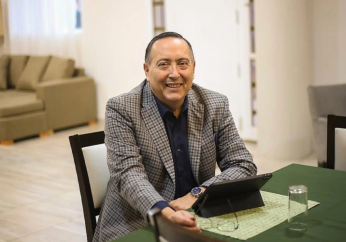 Argentina investigates pastor of $50M 'miraculous dollars' mega-church where President Milei spoke