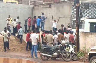 Pastors beaten in custody after arrests in India