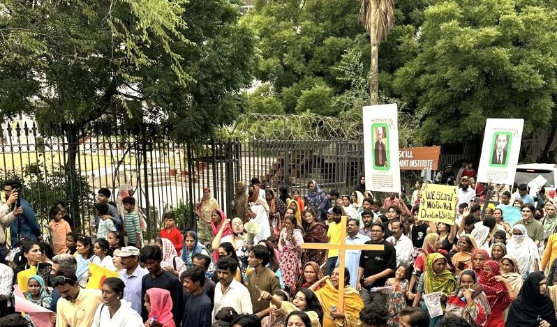 Minorities in Pakistan raise cry against blasphemy accusations, discrimination