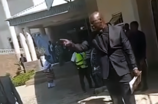 Nigeria security agents prevent clergy from officiating funeral service in Jos, arrest Christian journalists covering altercation