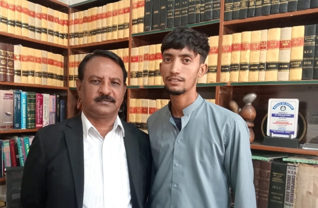Christian in Pakistan wins faith change on national ID card