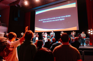 Mass worship celebration event with 500 evangelical churches held in France