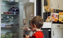 New report hails local churches as 'unseen force' battling UK poverty