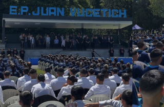 More than 300 Buenos Aires police cadets baptized in evangelical ceremony