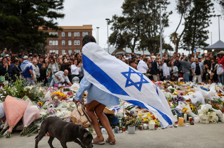 Australian Christian leaders condemn Bondi Beach terror attack, pledge prayers for Jewish community