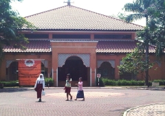 Muslims demand closure of church in Indonesia ahead of Christmas