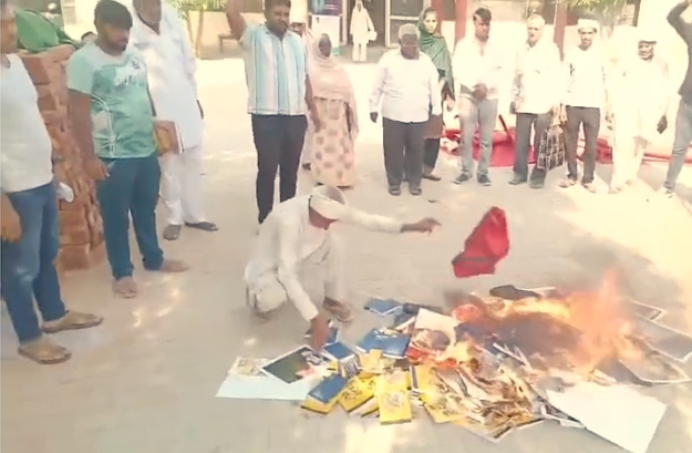 Christian couples, attorney assaulted in India