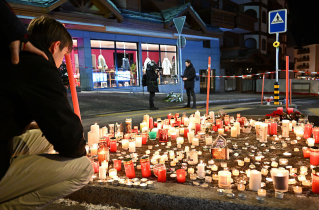Churches across Switzerland to open doors on national day of mourning after deadly fire