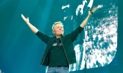 Chris Tomlin releases ‘Jesus Saves’ EP after chart-topping album, year of spiritual milestones