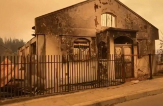 Churches among buildings destroyed by wildfire in southern Chile
