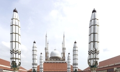 Christian group in Indonesia appeals revocation of building permits