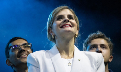 Laura Fernández pledges a government that respects religious freedom in Costa Rica