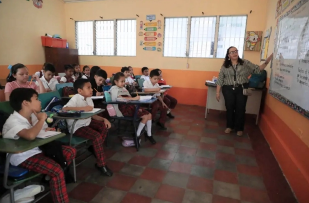 National Congress of Honduras begins dialogue with churches to promote Bible reading in schools