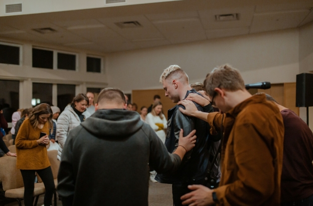 Churches urged to support adults aging out of alternative care