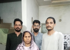 Officials in Pakistan defy order to correct Christians’ religious ID